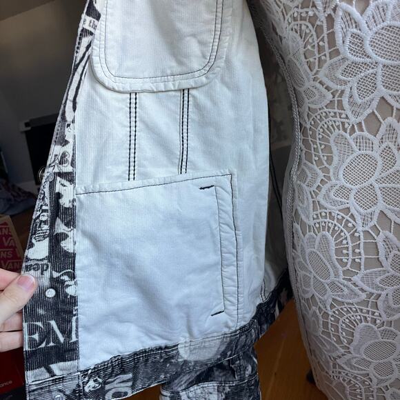 Supreme 2018 Vibrations Corduroy Trucker Jacket sz Large Black & White Men’s - Picture 6 of 9